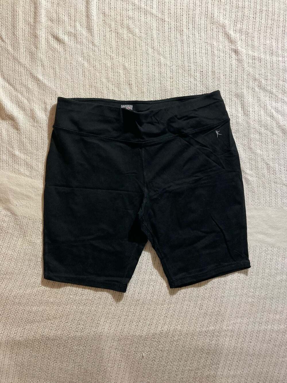 Danskin Now Dri-More Fitted Athletic Bike Shorts Black